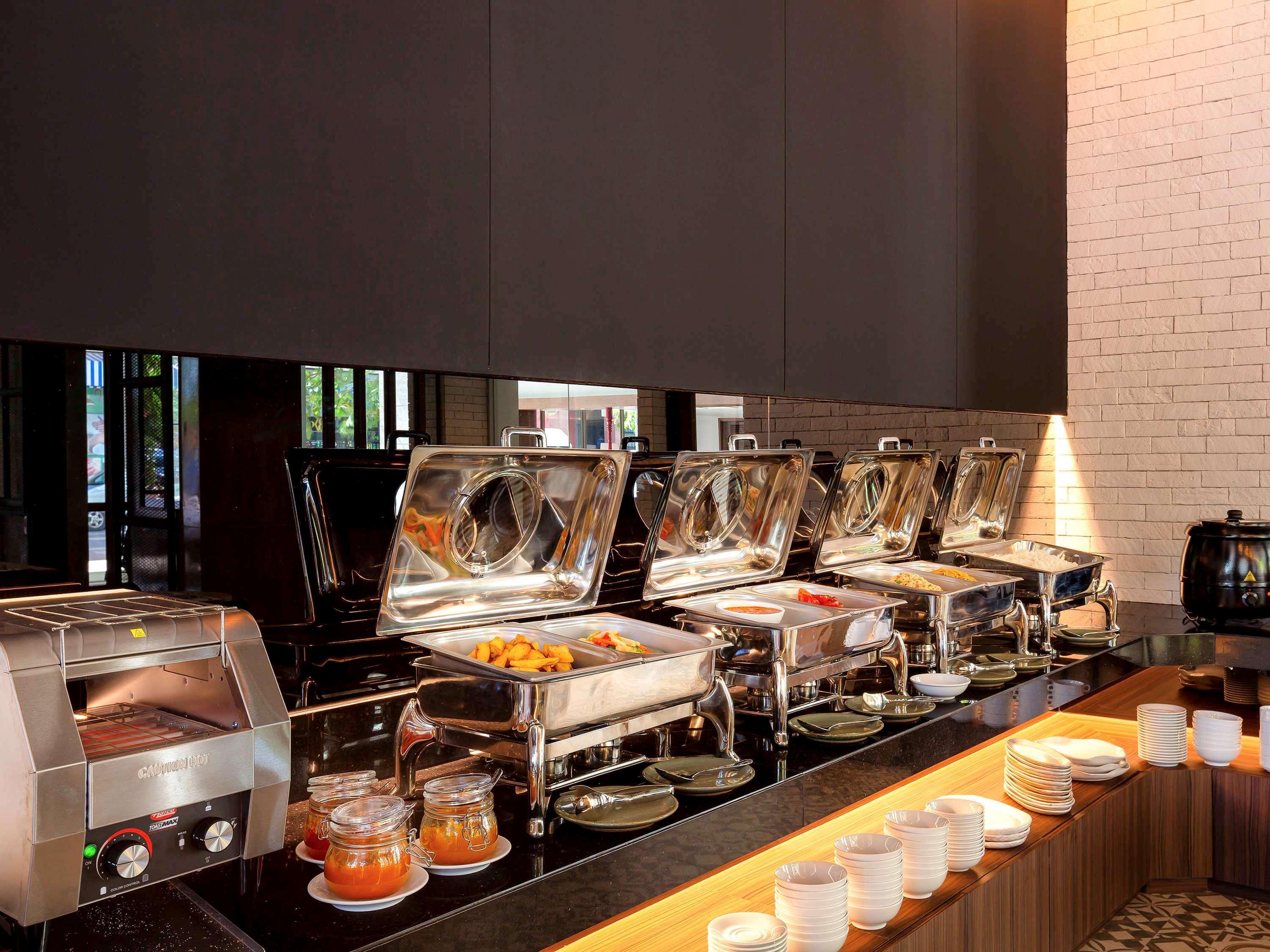 Ibis Styles Siem Reap Hotel Exterior photo